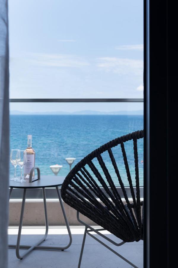 Eladia Suites Neos Marmaras Bagian luar foto