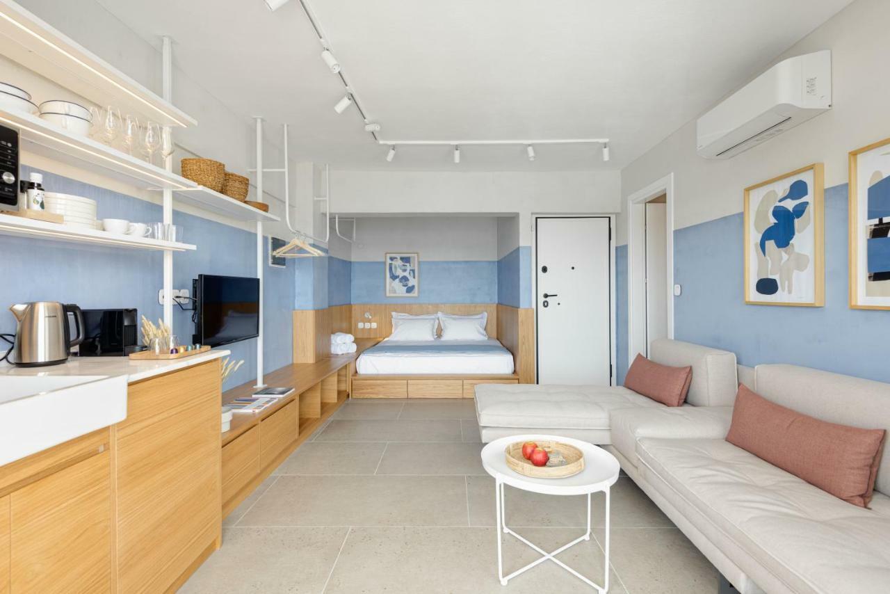 Eladia Suites Neos Marmaras Bagian luar foto